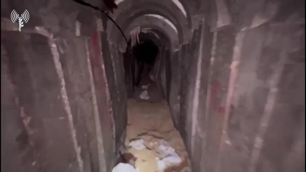 באופוזיציה משתלחים בנתניהו: בני הערובה נמקים במנהרות!