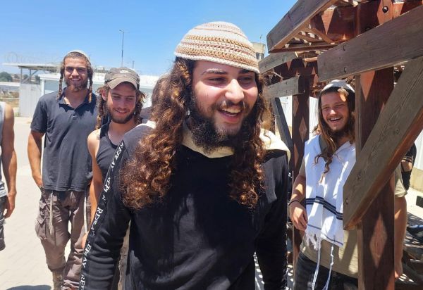 האלוף בלוט בצו הרחקה נוסף וחריג נגד נער גבעות