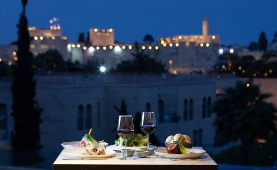 "ורנדה": ארוחה טעימה מול הנוף הירושלמי