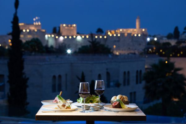 "ורנדה": ארוחה טעימה מול הנוף הירושלמי