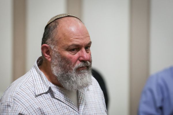 אפי איתם: זה האדם היחיד בהנהגה שעומד כצוק איתן