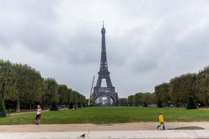 צרפת חוששת מטבח? תוגברה האבטחה סביב אירועי חנוכה