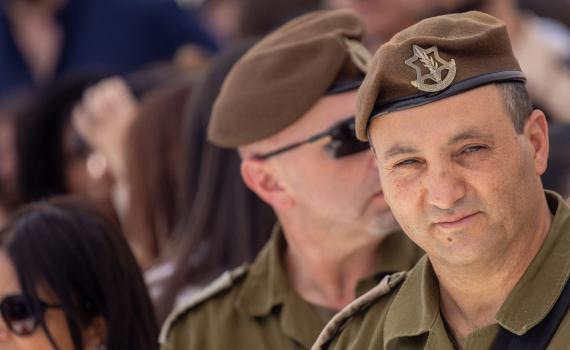 בפעם השניה: ראש אכ"א לא הגיע לדיון בחוק הגיוס