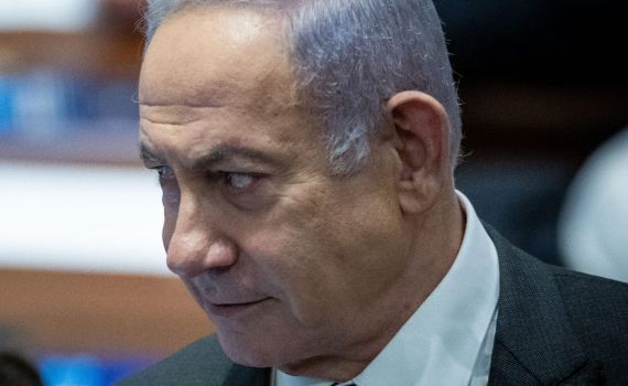 האלוף הסרוג העביר מסמך סודי על איראן לנתניהו והושעה