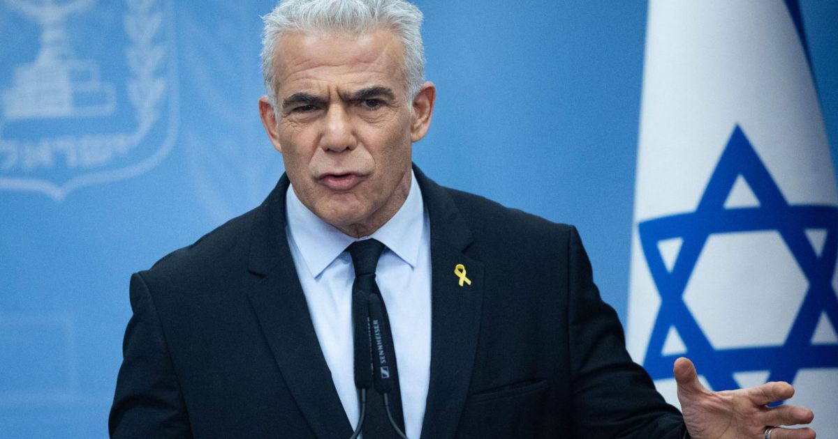 בין מיתוג למהות: המלחמה של לפיד על תג ה