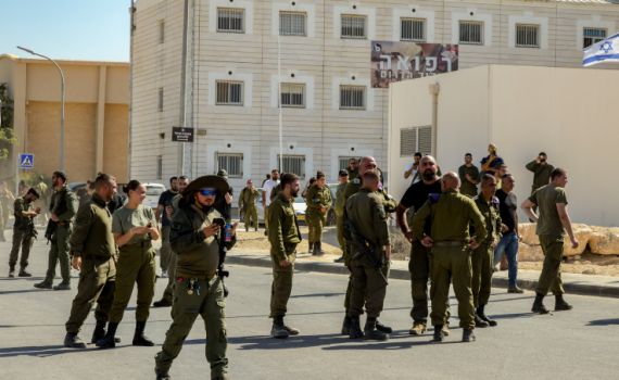 הערעור נמחק: 8 החשודים יישארו במעצר סגור