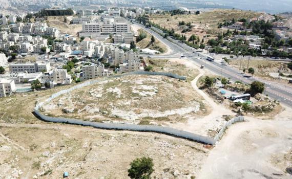 עתירה נגד סמוטריץ': "לא משחרר קרקעות ליהודים"