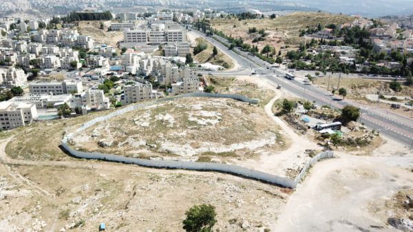 עתירה נגד סמוטריץ': "לא משחרר קרקעות ליהודים"