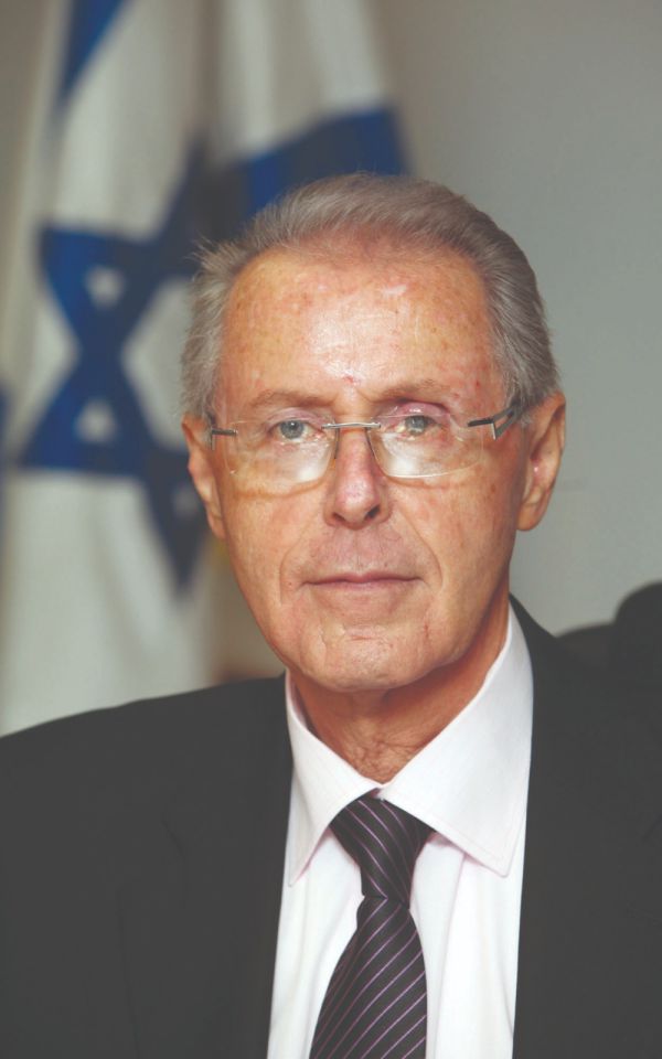 ברוך דיין האמת: מנכ"ל רש"ת לשעבר יעקב גנות הלך לעולמו