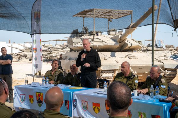 גלנט: הביקורת על צה"ל – שוליים קיקיוניים וצעקנים