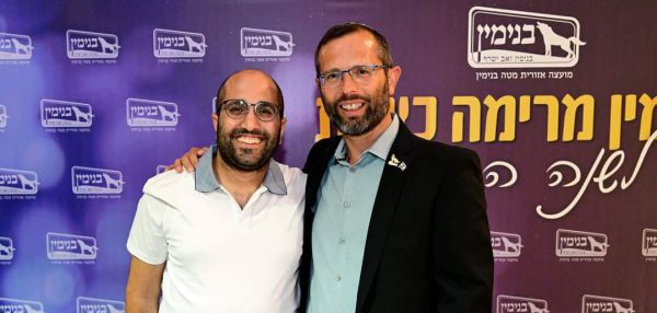 אחרי 5 שנים: יועץ התקשורת עוזב את בנימין