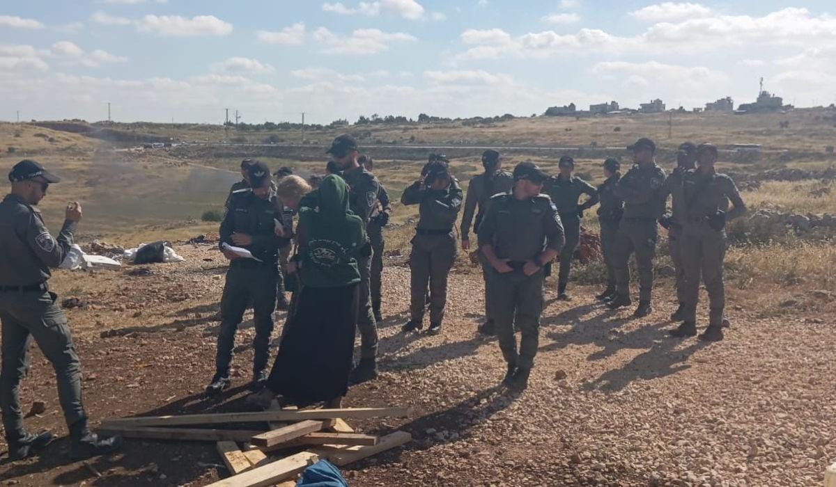 "סכנה ביטחונית": המנהל האזרחי מאתר מאחזים ביו"ש