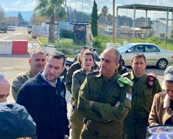 יוסי דגן: נאומו של פוקס – יריקה בפרצופם של הנופלים