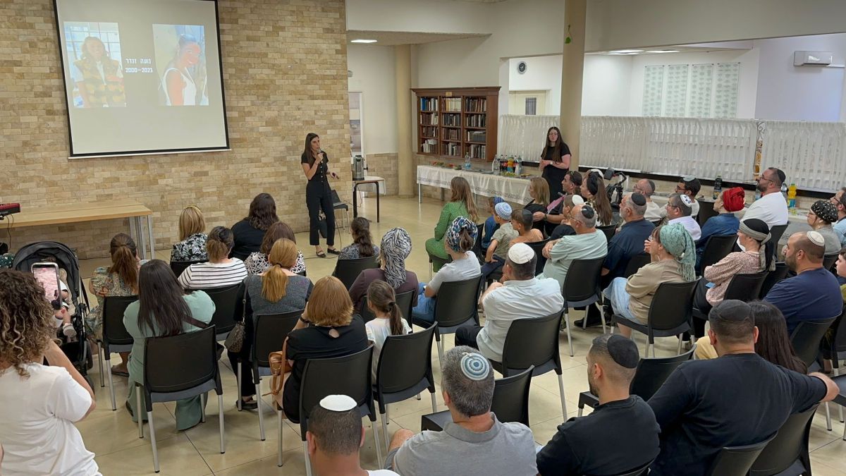 9 שנים: מאות השתתפו באזכרה לזכרו של דני גונן הי"ד