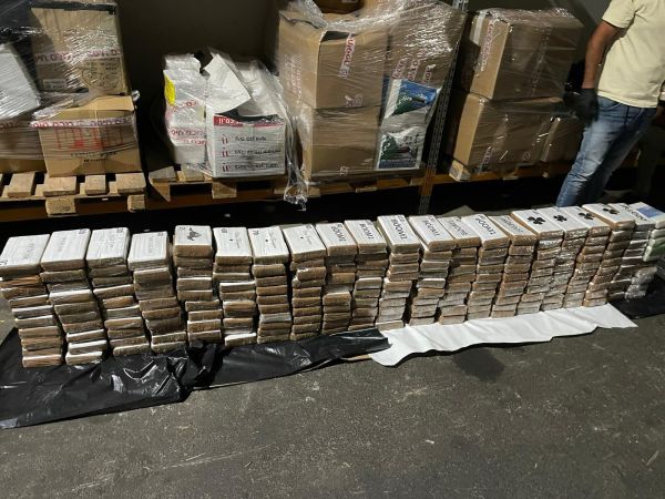 סוכלה הברחה של מאות ק"ג קוקאין בשווי מיליונים