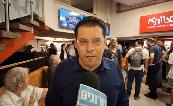 מתן חודרוב ל'סרוגים': "היום זה אנחנו מחר זה התאגיד"