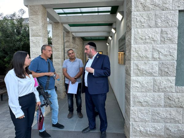 ארבל לנתניהו: "קבע ישיבת ממשלה במטולה"