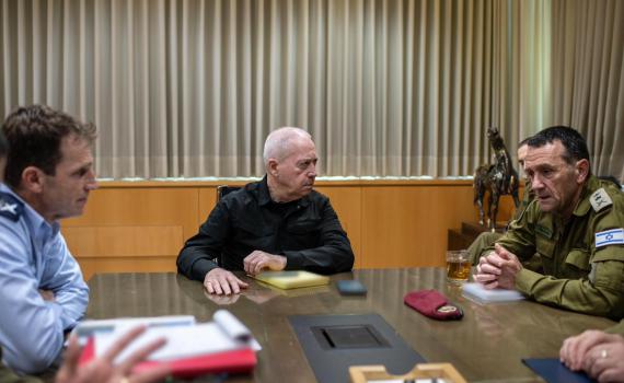 גלנט אחרי פגיעת הכטב"ם: נבוא חשבון עם מי שיפגע בישראל