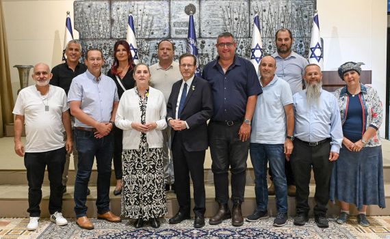 הבקשה של המשפחות השכולות לנשיא הרצוג