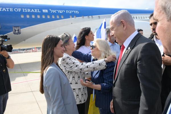 המסר של נתניהו רגע לפני הטיסה בכנף ציון