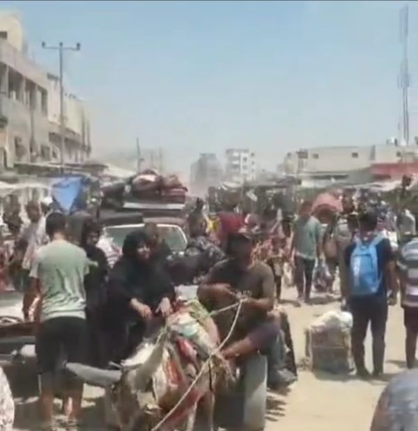 צה"ל תוקף בעוצמה: העזתים בורחים מחאן יונס