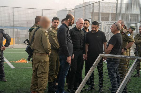 גלנט במג'דל שמס: חיזבאללה ישלמו את המחיר