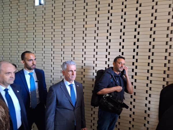 ראש המוסד שב מרומא: המו"מ יימשך בימים הקרובים