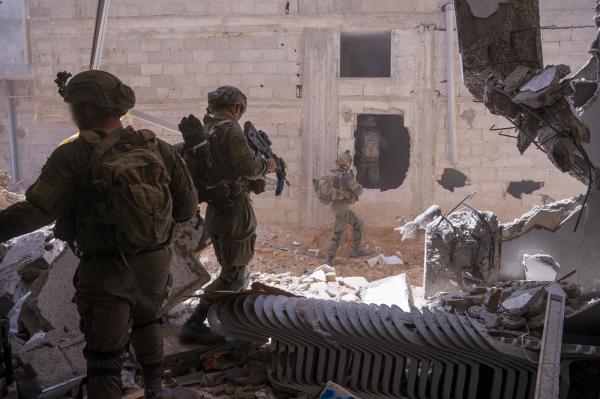 עזה: עשרות מחבלים חוסלו במתקפות צה"ל על הרצועה