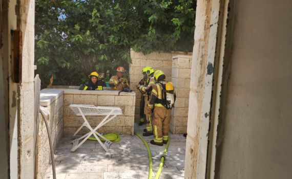 שריפה פרצה במבנה ישיבה בירושלים