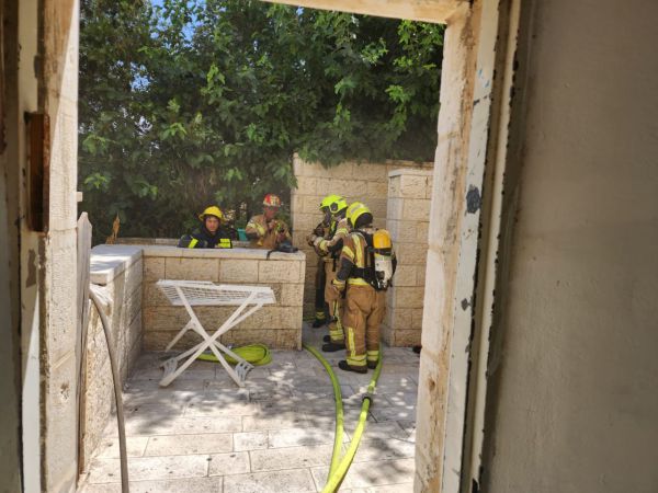 שריפה פרצה במבנה ישיבה בירושלים