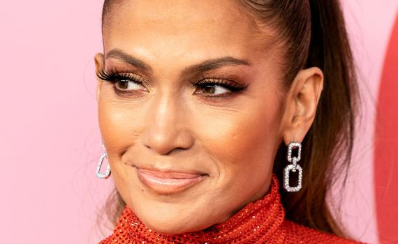 חוגגת 55: עשרה דברים שלא ידעתם על ג'ניפר לופז