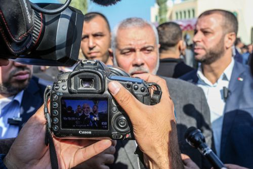 מבוכה באיראן: זה המקורב להנייה שהעביר מידע למתנקשים