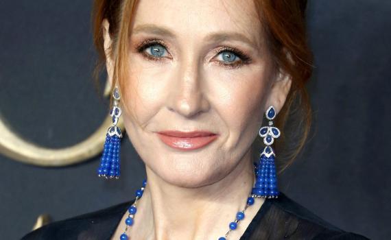 מחברת ספרי "הארי פוטר" במתקפה על מפלגת הלייבור