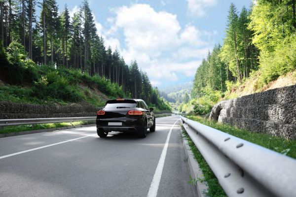 איך לשכור רכב בחו"ל בזול?