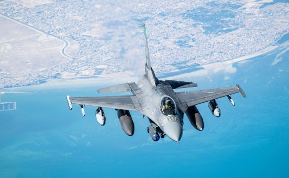 המלחמה מתחממת: F-16 ראשונים נחתו באוקראינה