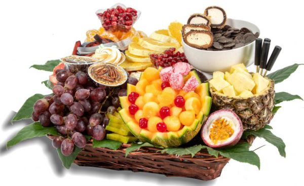 מגשי פירות מעוצבים בפריסה ארצית 