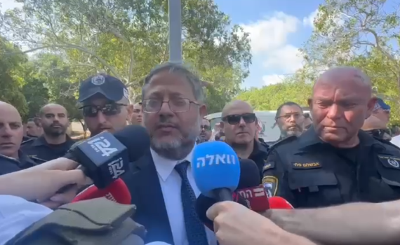 בן גביר בזירת הפיגוע: בדיוק בשביל זה חימשנו את עם ישראל