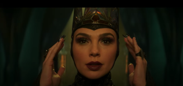 בכיכובה של גל גדות: דיסני חשפה את הטריילר ל"שלגיה"