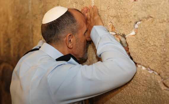 התחנה הראשונה של המפכ"ל החדש: הכותל המערבי