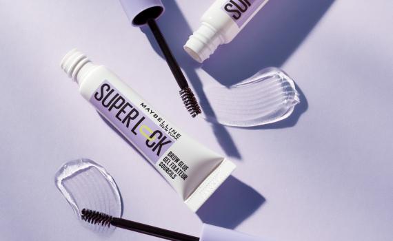 עמיד במים ולא מתפורר: מייבלין משיקה ג'ל גבות חדש