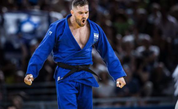 בעקבות תמיכתו במלחמה: פיטר פלצ'יק עלול להיענש