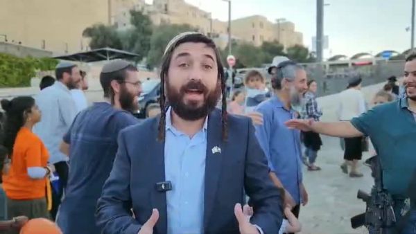 צבי סוכות התעמת עם פעילי שמאל בהר חברון: "אתם בוגדים"