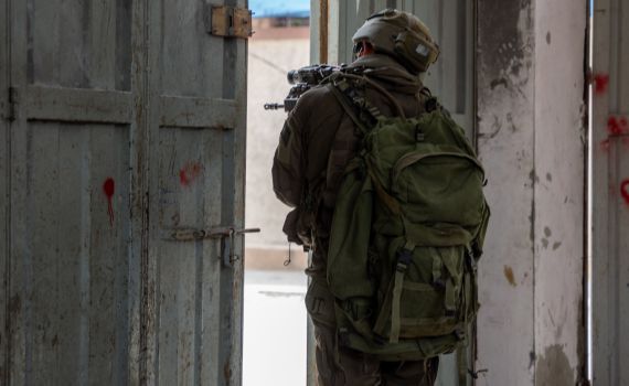 בעקבות הסערה: הקצינה המסיתה הודחה מתפקידה