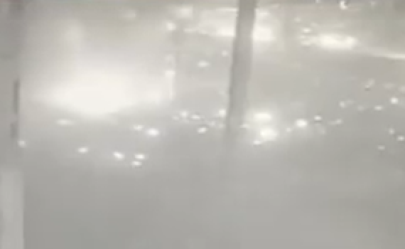 פיצוץ אדיר; רסיסים ואש לכל עבר: תיעוד הפיצוץ בתל אביב