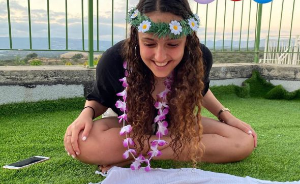 מרגש: רומי גונן ואמילי דמארי מגשימות חלום