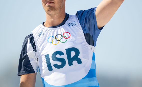 שלוש מדליות ביום משחקים אחד: זהב ושתי כסף