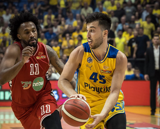 מכה נוספת למכבי: תמיר בלאט ייעדר כשלושה שבועות מהמגרשים