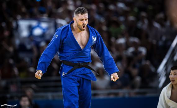 פלצ'יק אחרי הזכייה: "רק רציתי לשמח את כולם"