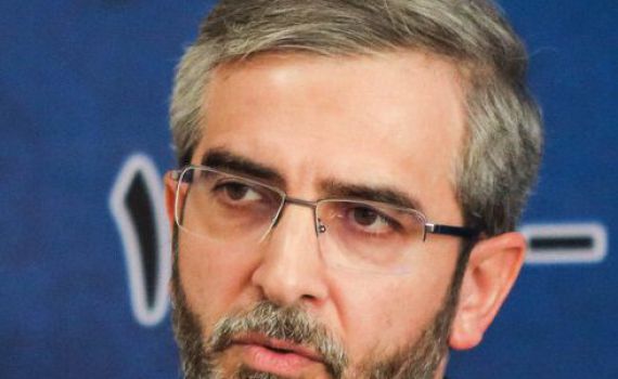 שר החוץ האיראני נגד ארה"ב: "לא רוצה שלום ויציבות"