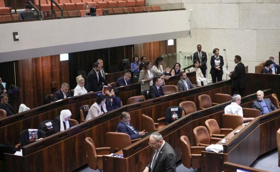 אושר בכנסת: החוק שמגן על המילואמיניקים מפיטורין הוארך